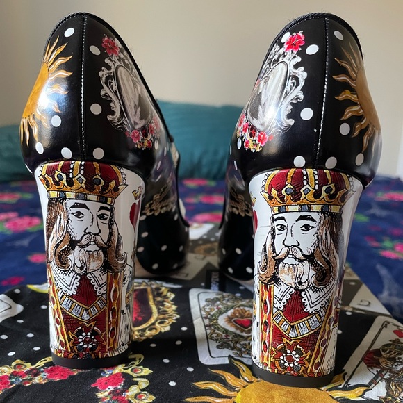 Dolce & Gabbana Mary Jane Heels - Picture 7 of 11